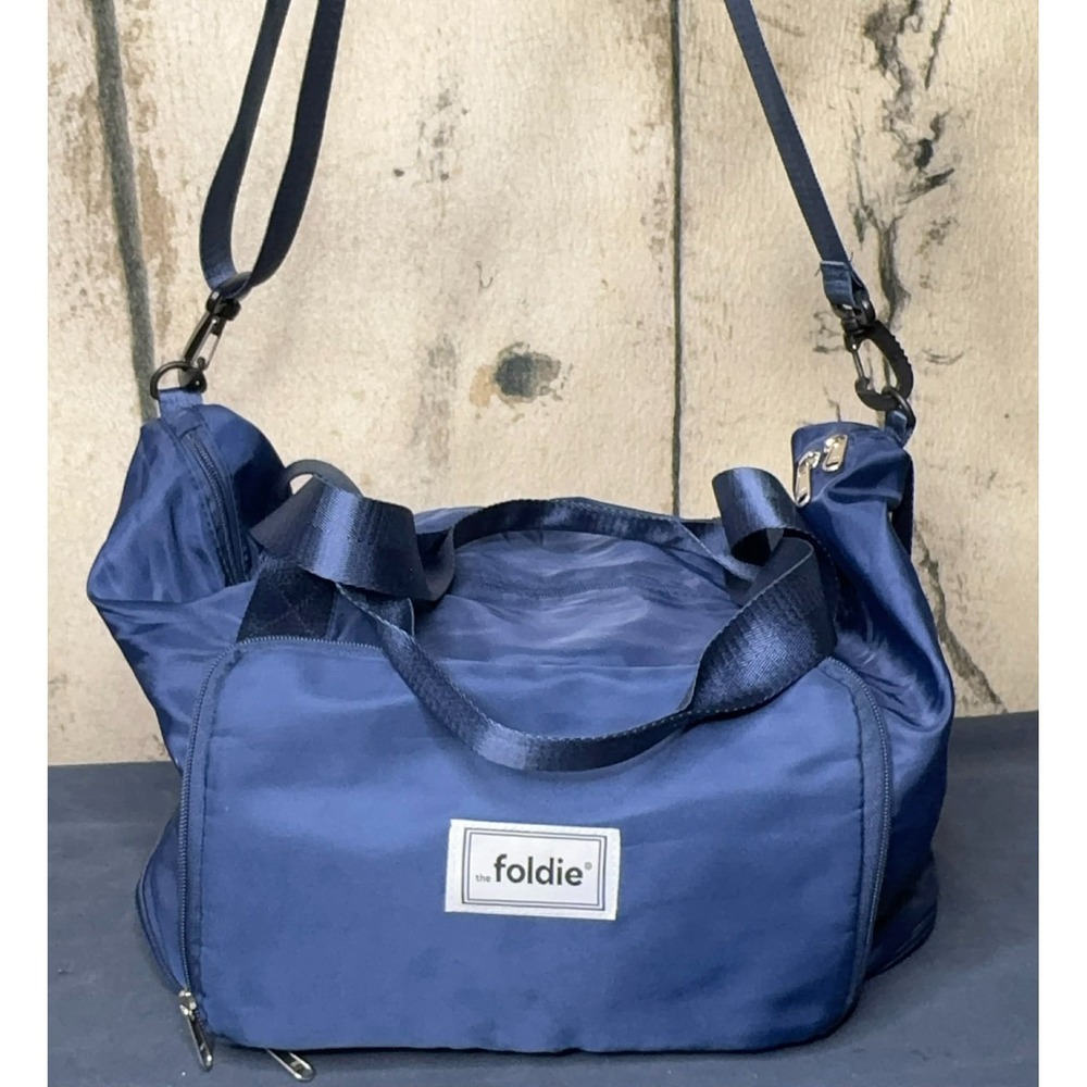 The Foldie‎ Travel Bag Zip Closure Foldable Navy Expandable Tote Adjustable